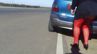 Going For A Dip videosu (Holly Halston, Erik Everhard) - 2022-04-01 02:30:10