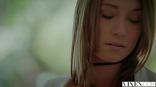 Chloe Stuffs with Monster Cock Toys videosu (Chloe Foster) - 2022-02-23 02:53:58